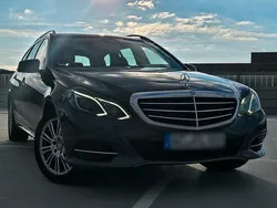 Grau Gebraucht 2014 Mercedes E250 Kombi | 9.500 €