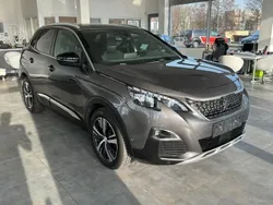 Grün Gebraucht 2018 Peugeot 3008 GT-line SUV | 19.999 € (Fairer Preis)