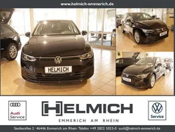 Schwarz Gebraucht 2024 VW Golf VIII Life Limousine | 27.505 € (Fairer Preis)