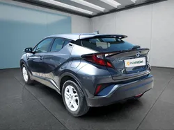 Grau Gebraucht 2023 Toyota C-HR SUV | 25.799 € (Guter Preis)