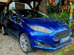Blau Gebraucht 2015 Ford Fiesta Titanium Kleinwagen | 8.200 € (Fairer Preis)