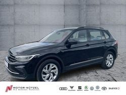 Deep black perleffekt Gebraucht 2022 VW Tiguan Life SUV | 24.950 € (Fairer Preis)