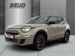 Beige Neu 2025 Fiat 600E La Prima Limousine | 39.990 €