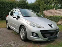 Silber Gebraucht 2009 Peugeot 207 Kombi | 2.490 € (Fairer Preis)