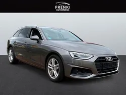 Grau Gebraucht 2022 Audi A4 Sport Kombi | 24.999 € (Fairer Preis)