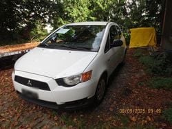 Weiß Gebraucht 2013 Mitsubishi Colt Kleinwagen | 3.100 € (Etwas zu teuer)