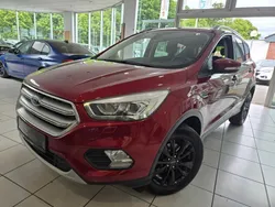 Rot Gebraucht 2019 Ford Kuga Cool & Connect SUV | 12.990 € (Guter Preis)