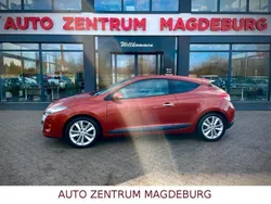 Orange Gebraucht 2010 Renault Mégane Coupé Luxe Coupé | 6.950 € (Teuer)