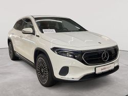 Polarweiß Gebraucht 2022 Mercedes EQA250 Electric Art SUV | 29.990 € (Fairer Preis)