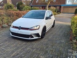 Weiß Gebraucht 2017 VW Golf VII GTI Clubsport Limousine | 22.999 € (Fairer Preis)