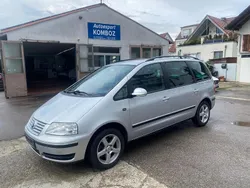 Silber Gebraucht 2004 VW Sharan Family Van / Kleinbus | 2.600 € (Fairer Preis)