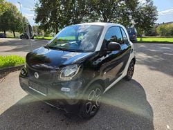 Weiß Gebraucht 2015 Smart ForTwo Coupé Kleinwagen | 5.800 € (Fairer Preis)