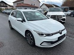 Weiß Gebraucht 2020 VW Golf VIII United Limousine | 17.990 € (Guter Preis)