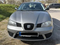 Grau Gebraucht 2008 Seat Ibiza Limousine | 2.500 € (Guter Preis)