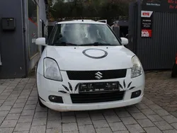 Gebraucht 2006 Suzuki Swift Kleinwagen | 799 €