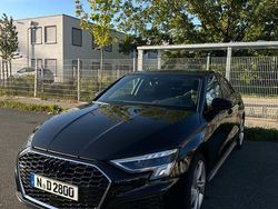 Schwarz Gebraucht 2022 Audi A3 S-Line Limousine | 28.100 € (Etwas zu teuer)