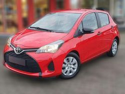 Rot Gebraucht 2016 Toyota Yaris | 11.170 € (Teuer)