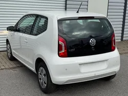 Weiß Gebraucht 2015 VW up! Kleinwagen | 5.999 € (Fairer Preis)