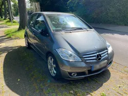 Grau Gebraucht 2008 Mercedes A200 Avantgarde Kleinwagen | 2.300 €