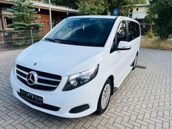 Weiß Gebraucht 2019 Mercedes V200 Van / Kleinbus | 20.700 € (Etwas zu teuer)