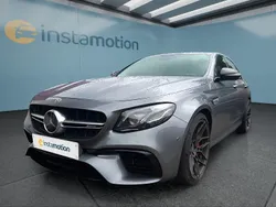 Grau Gebraucht 2018 Mercedes E63 AMG AMG Limousine | 62.599 € (Fairer Preis)