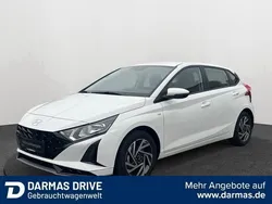 Weiß Gebraucht 2024 Hyundai i20 Trend Kleinwagen | 19.990 € (Fairer Preis)