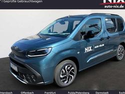 Grau Neu 2025 Toyota Proace Verso City Kombi | 43.490 € (Etwas zu teuer)