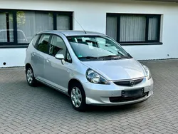 Silber Gebraucht 2007 Honda Jazz Kleinwagen | 1.500 €