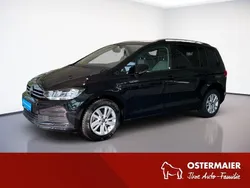 Deep black perleffekt Gebraucht 2024 VW Touran S Van / Kleinbus | 32.390 € (Fairer Preis)