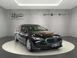Schwarz Gebraucht 2025 Skoda Superb Essence Kombi | 34.490 €