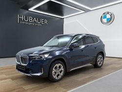 Blau Neu 2025 BMW iX1 xLine SUV | 46.604 € (Superpreis)