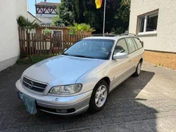 Silber Gebraucht 2001 Opel Omega Kombi | 2.750 € (Fairer Preis)
