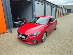 Rot Gebraucht 2014 Mazda 3 Center-Line Limousine | 9.900 € (Fairer Preis)