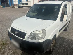 Weiß Gebraucht 2010 Fiat Doblò Van / Kleinbus | 1.000 €