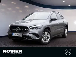 Grau Gebraucht 2024 Mercedes GLA180 Progressive SUV | 36.350 € (Guter Preis)