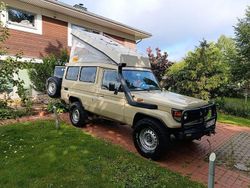 Beige Gebraucht 2001 Toyota Land Cruiser SUV | 36.500 €