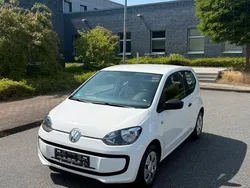 Weiß Gebraucht 2014 VW up! Kleinwagen | 5.990 € (Etwas zu teuer)