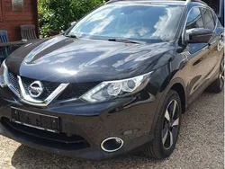 Black (m) Gebraucht 2016 Nissan Qashqai N-Connecta SUV | 10.590 € (Guter Preis)