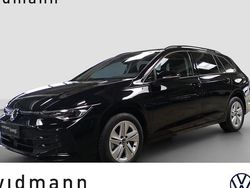 Schwarz Gebraucht 2024 VW Golf VIII Life Kombi | 31.950 €