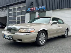 Gold Gebraucht 2004 Lincoln Town Car Limousine | 12.450 €
