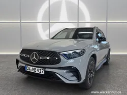 Grau Gebraucht 2024 Mercedes GLC220 AMG SUV | 68.890 € (Fairer Preis)