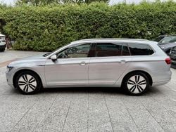 Silber Gebraucht 2017 VW Passat GTE Kombi | 14.980 € (Fairer Preis)