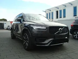 Grau Gebraucht 2022 Volvo XC90 Plus SUV | 49.299 € (Fairer Preis)