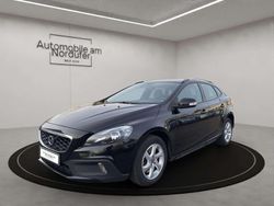 Onyx black / metallic Gebraucht 2016 Volvo V40 CC Kombi | 9.790 € (Guter Preis)