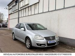 Silber Gebraucht 2006 VW Jetta Comfortline Limousine | 2.500 € (Guter Preis)