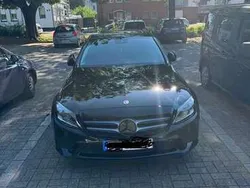 Schwarz Gebraucht 2021 Mercedes C300 Limousine | 35.000 € (Guter Preis)