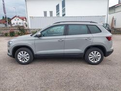 Graphitgraumetallic Neu 2025 Skoda Karoq Selection SUV | 31.490 € (Superpreis)