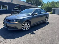Grau Gebraucht 2011 VW Jetta Highline Limousine | 3.700 € (Guter Preis)