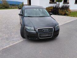 Grau Gebraucht 2006 Audi A3 Sportback Attraction Limousine | 1.499 € (Fairer Preis)