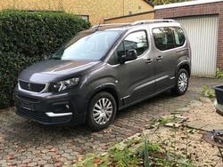 Grau Gebraucht 2018 Peugeot Rifter Active Van / Kleinbus | 15.500 € (Fairer Preis)